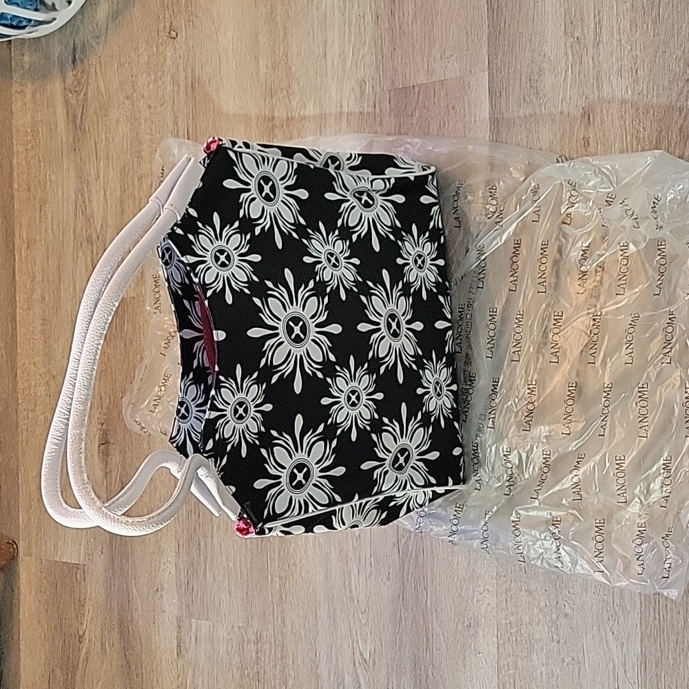 Lancome black white flower tote